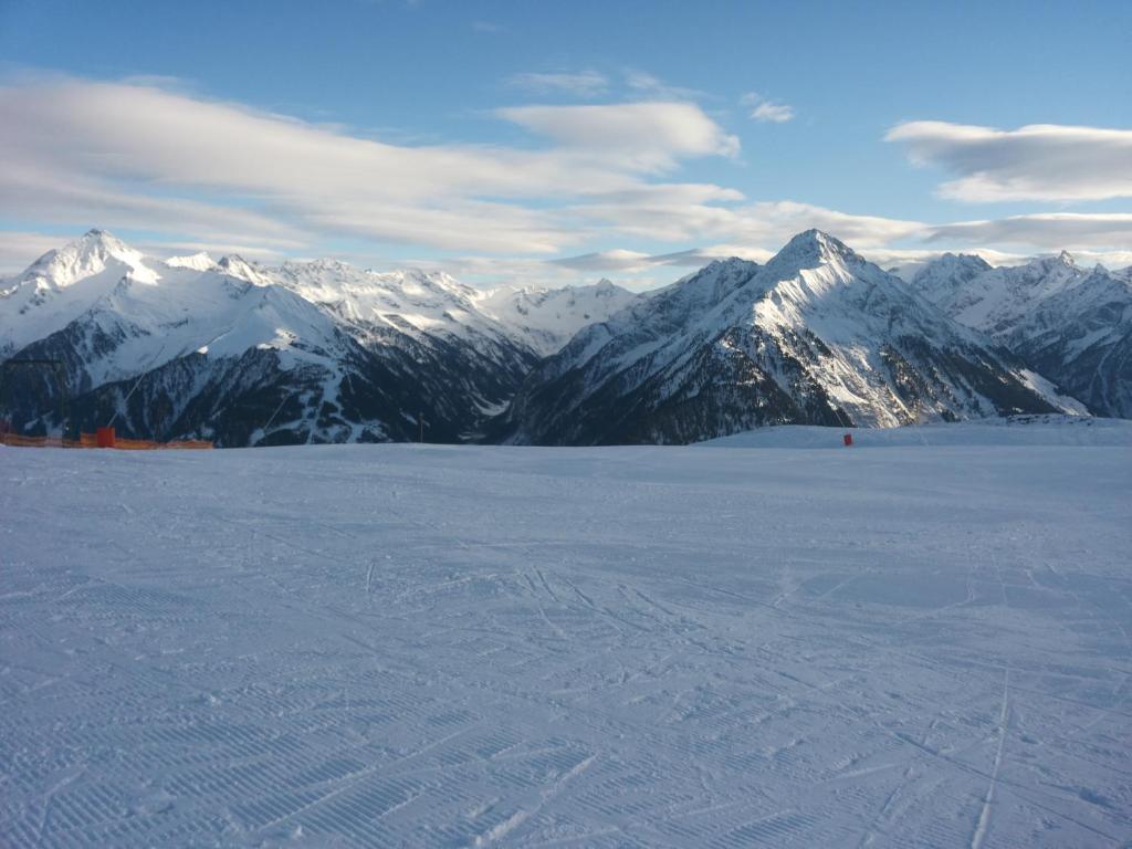 Apart Tuxertal Finkenberg Luaran gambar